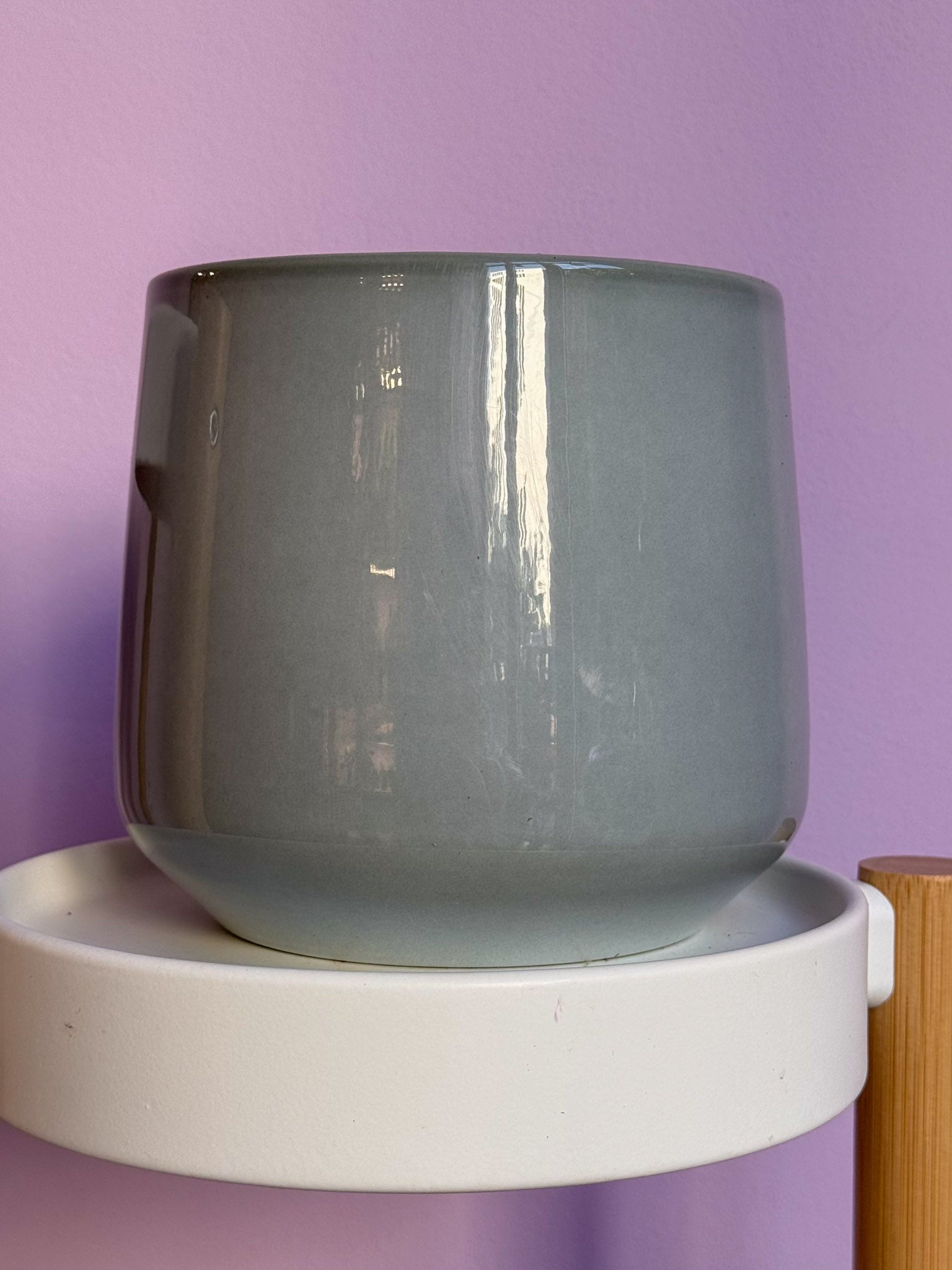 Grey blue d13