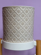 Vintage lace pot d18