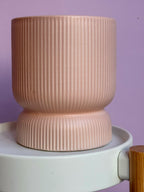Hourglass pink matt pot d12