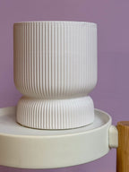 Hourglass white matt pot d12